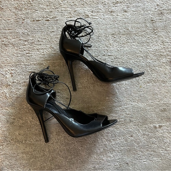 Michael Kors Heels - Picture 2 of 13